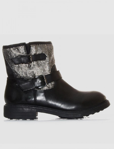 Bota Alta New Mirte negro de Mustang - ZAPATOS ONLINE DE HOMBRE, MUJER Y  NIÑOS EN ESPAÑA